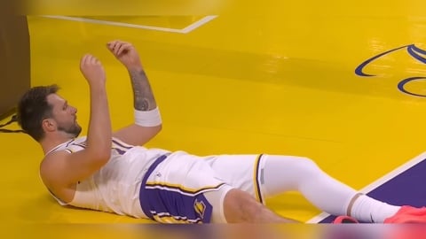 NBA(影)／唐西奇對裁判比「會動的愛心」？聯盟不忍了重罰「破百萬」