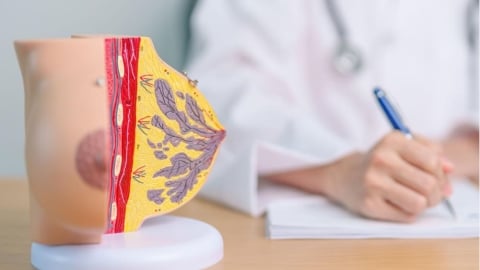 許維恩單側罹癌為何切雙乳？醫揭「這些考量」是關鍵