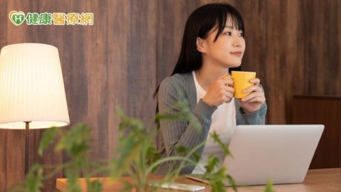 容易焦慮的人都有「這個共同點」!心理學教你3招化解