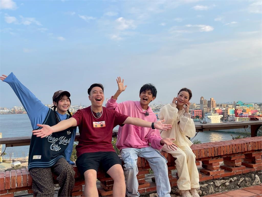 無尊爬鐘乳石洞突發病！臉色慘白卡在洞裡