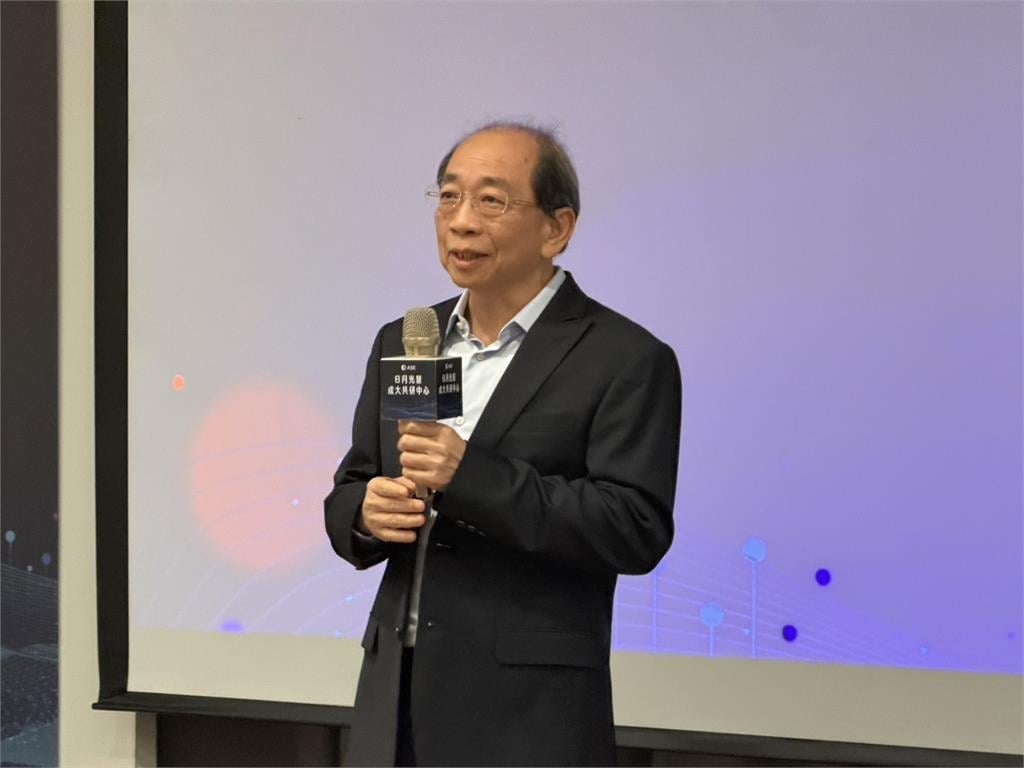 日月光與成大攜手推動AI封裝技術  首創綠電模組展現半導體產業新實力！