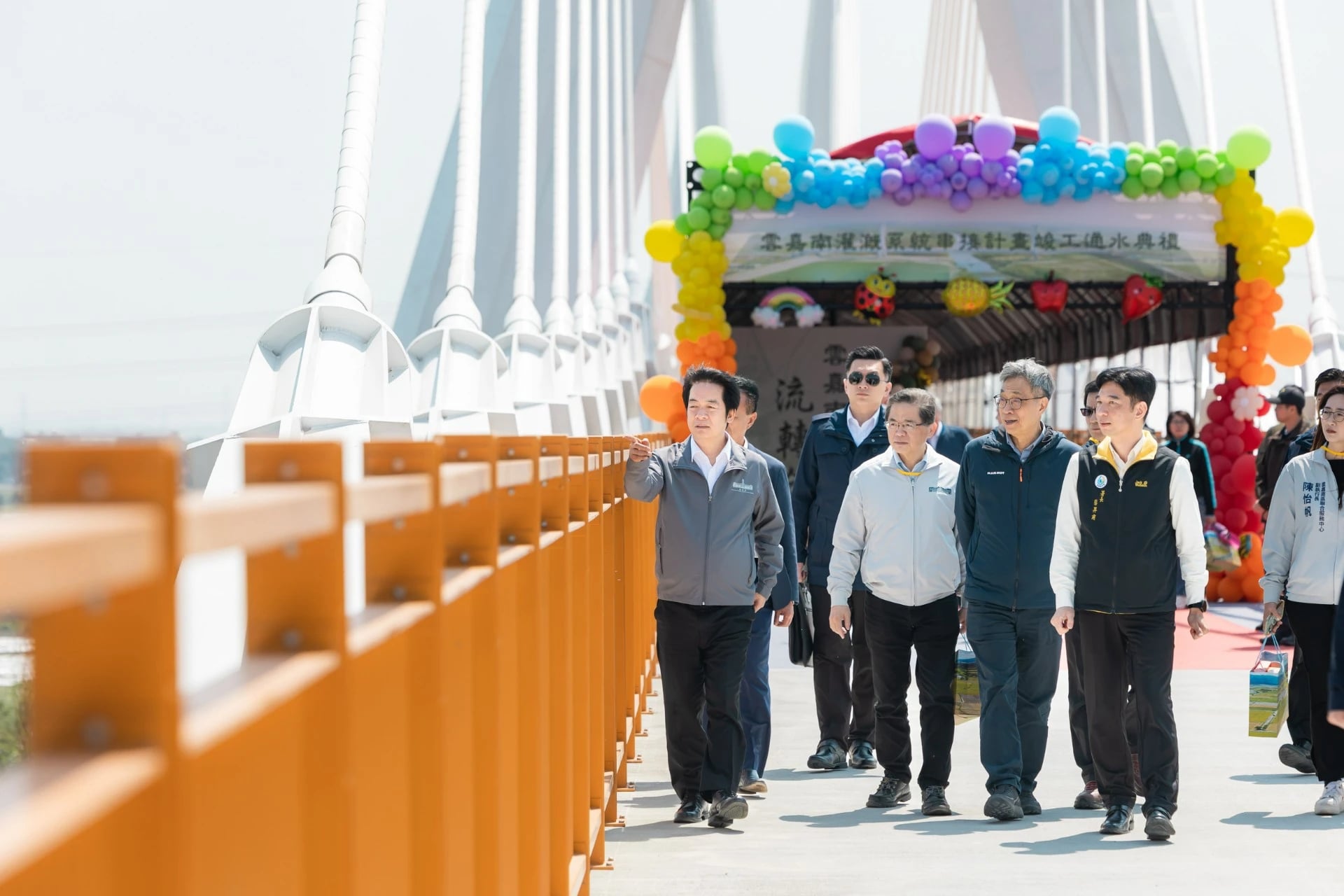 賴清德表示，工程採斜張橋渡槽跨越北港溪，並可每年增加約7000萬公噸調度用水。（總統府提供）