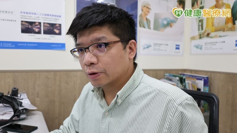 右眼跳災是真的?60歲男眼皮跳不停憂中風 醫破解「眼瞼痙攣」關鍵誘因