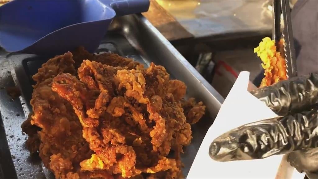 台南"誠實炸雞攤"雞皮香酥涮嘴 付錢.拿取自己來