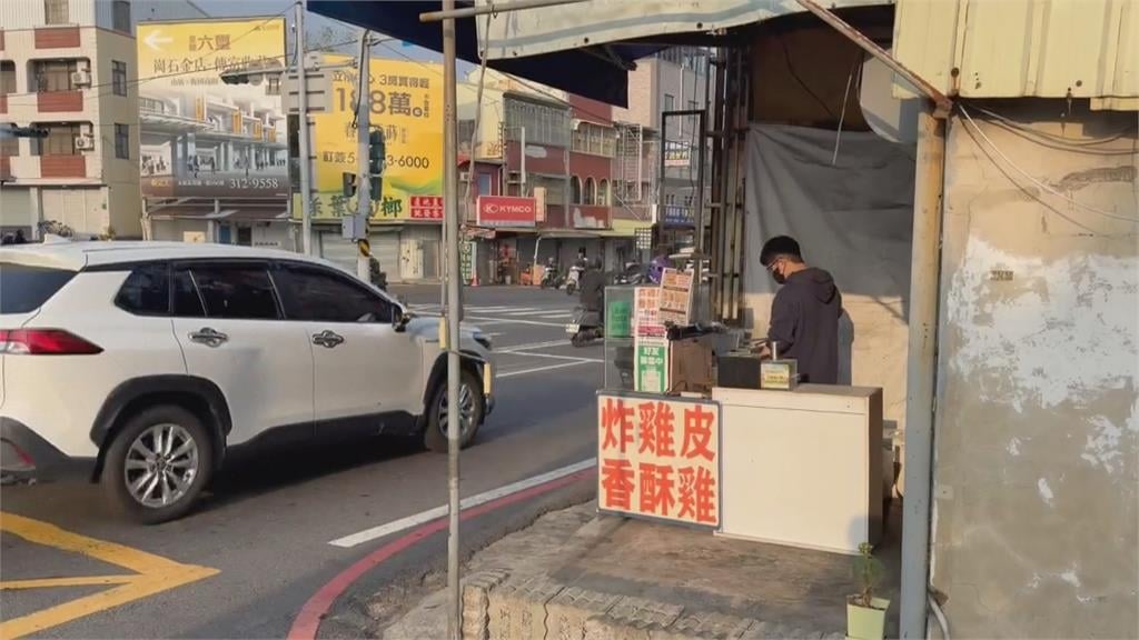 台南"誠實炸雞攤"雞皮香酥涮嘴 付錢.拿取自己來