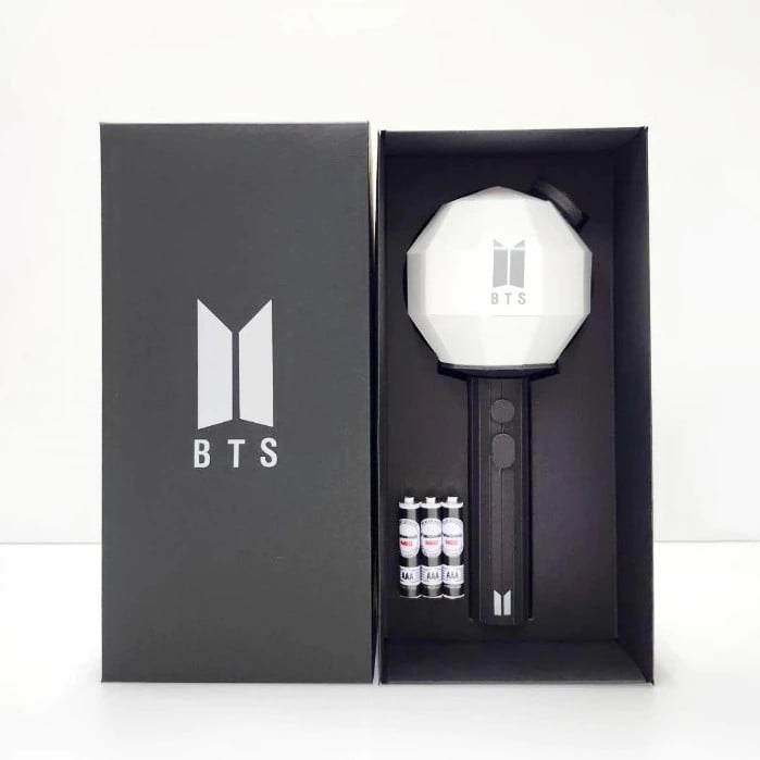 殯葬業者推「紙紮BTS手燈」超狂價格曝光！粉絲一看傻了：比陽間版本還貴