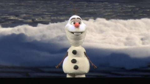 黃仁勳GTC同台雪寶機器人！　預告「這時間」現身巴黎迪士尼