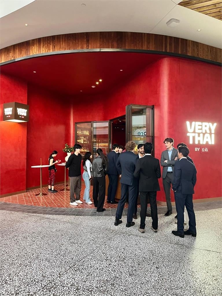 瓦城集團美國首店試營運！ 董事長徐承義親自坐鎮開店