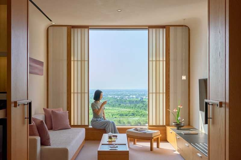 礁溪老爺整裝再出發獲得好成績，2025年營收大增2億元。圖為洋式蘭陽平原景觀套房。（圖／礁溪老爺提供）