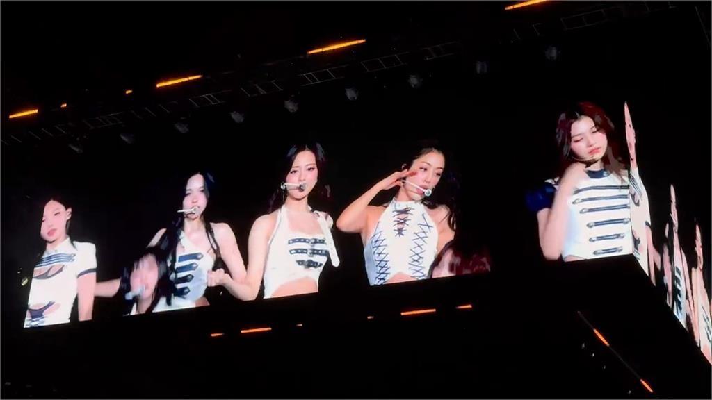TWICE現身桃機!娜璉嘟嘴、Sana燦笑 #-#週五起連唱三天大巨蛋