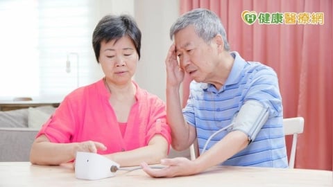 血壓高再吃藥就好？醫示警：當心反傷血管　控血壓別只執著數字！