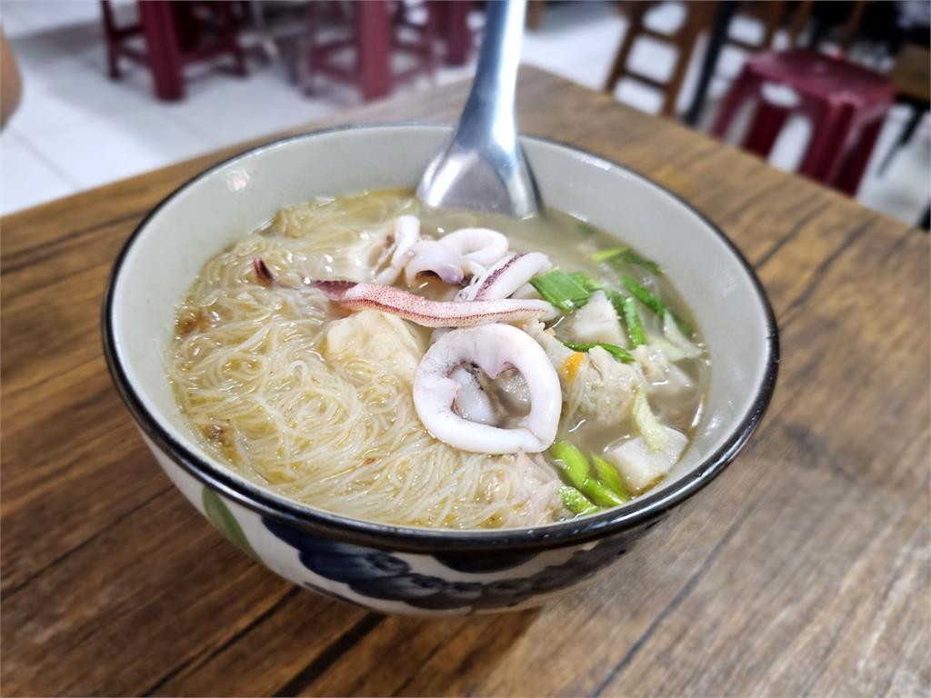 快新聞／全台最美海邊小學在這！春遊鼻頭漁港　造訪「台版萬里長城」