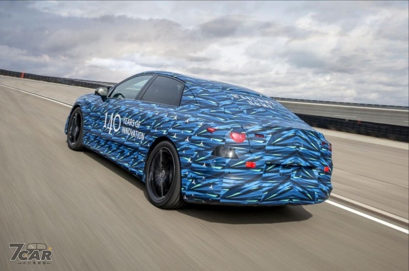 鎖定 Model 3 級距、導入 800V 架構，Mercedes-Benz 全新 C-Class 