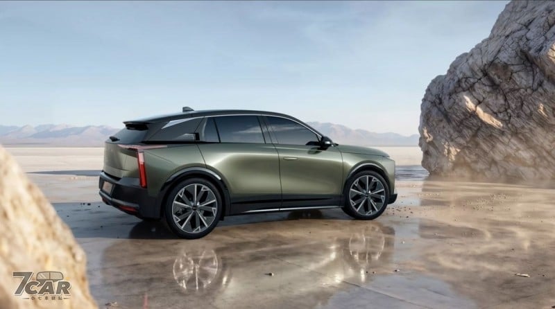 導入 STLA Medium 平台、全新 DS N°7 正式發表