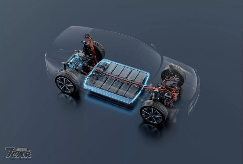 導入 STLA Medium 平台、全新 DS N°7 正式發表