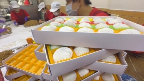 土地公愛這味！　頭牙拜麻糬「黏財」　彰化名店人潮綿延２００公尺