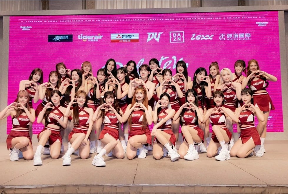 中職(影)／樂天「韓籍五本柱」華麗合體亮相！桃猿新球季應援團再度升級