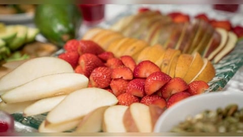 飯後吃水果有助消化？營養師破迷思「直接轉成脂肪」　3原則安心吃