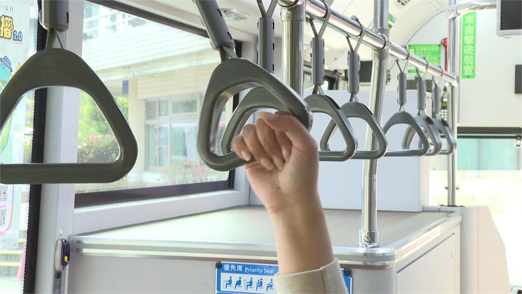 公車急煞害婦人摔骨折　物理老師提醒公車2危險時機