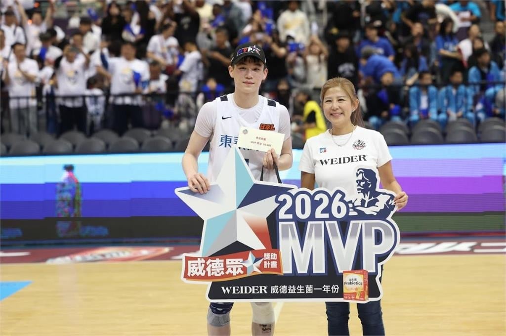 HBL／都是5號投進致勝球！東泰高中、永仁高中驚險勇奪男女組第三名