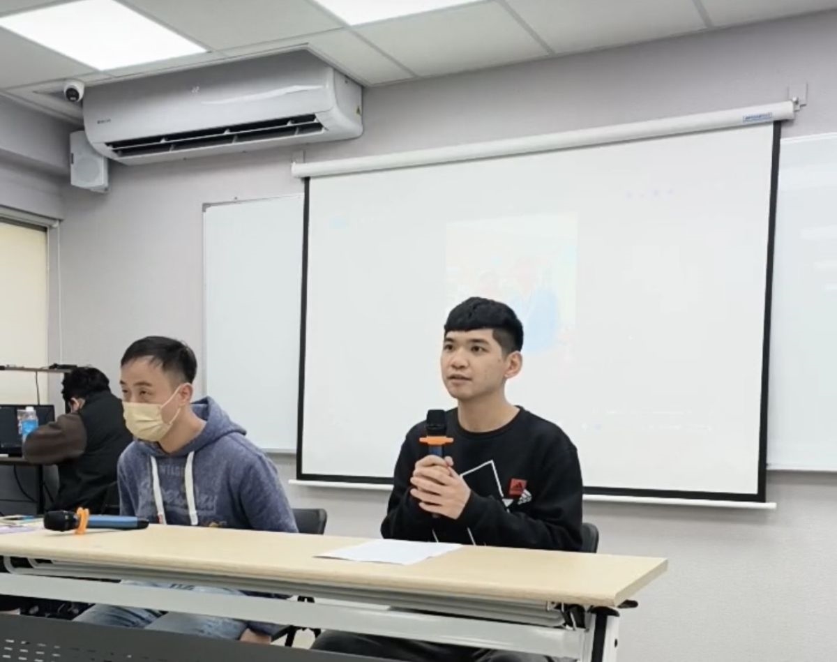 圖／晚安小雞召開記者會，控訴遭到連環詐騙。（翻攝晚安小雞臉書）