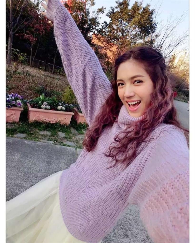 混血女星「子宮頸病變」2次動手術！暴肥6公斤給自己「頹廢期」重新站起