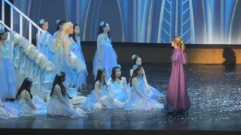 高雄美國學校推出冰雪奇緣音樂劇 101名學生共同創作