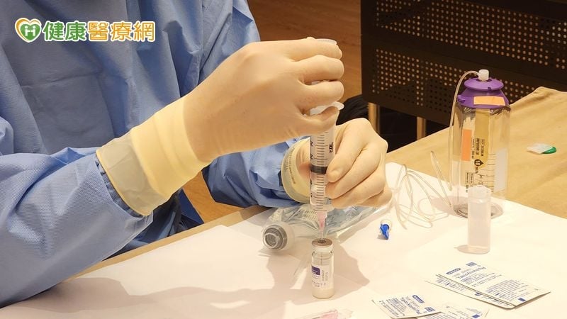 抗生素治療不用住院！在宅醫療新模式減少感染風險、增加便利性