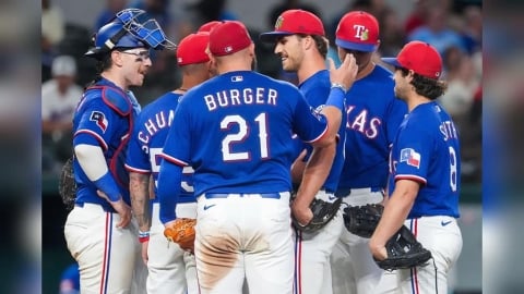 MLB(影)／最酷知道升上大聯盟方式！遊騎兵菜鳥在投手丘上被總教練告知