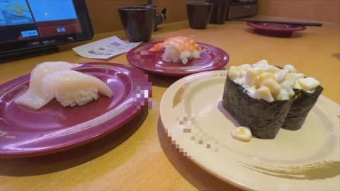 台南知名連鎖壽司驚見有異物！　結帳「被多算近千元」　消費者氣炸