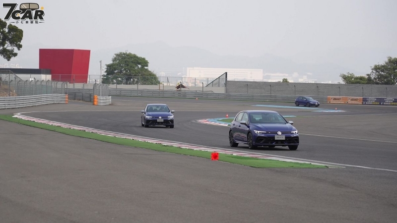 從金卡納到全賽道！體驗 R 車系動態實力　2026 Volkswagen 性能馳騁嘉年華賽道直擊