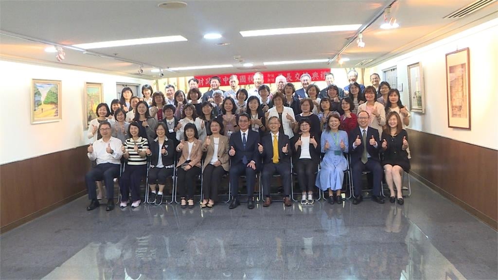 國稅局人事變動　三大國稅局長交接宣誓