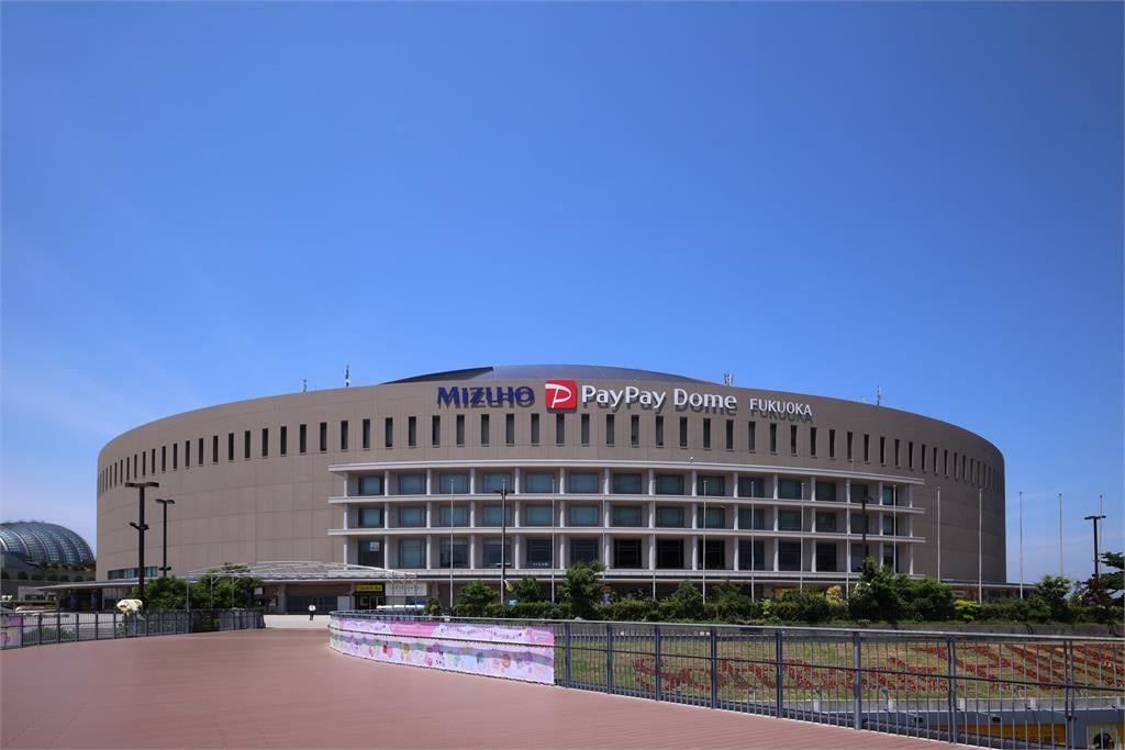 啦啦隊／跟李多慧、林襄出國看這把！小龍女帶團去日本看球　與球迷譜夢幻野球夢