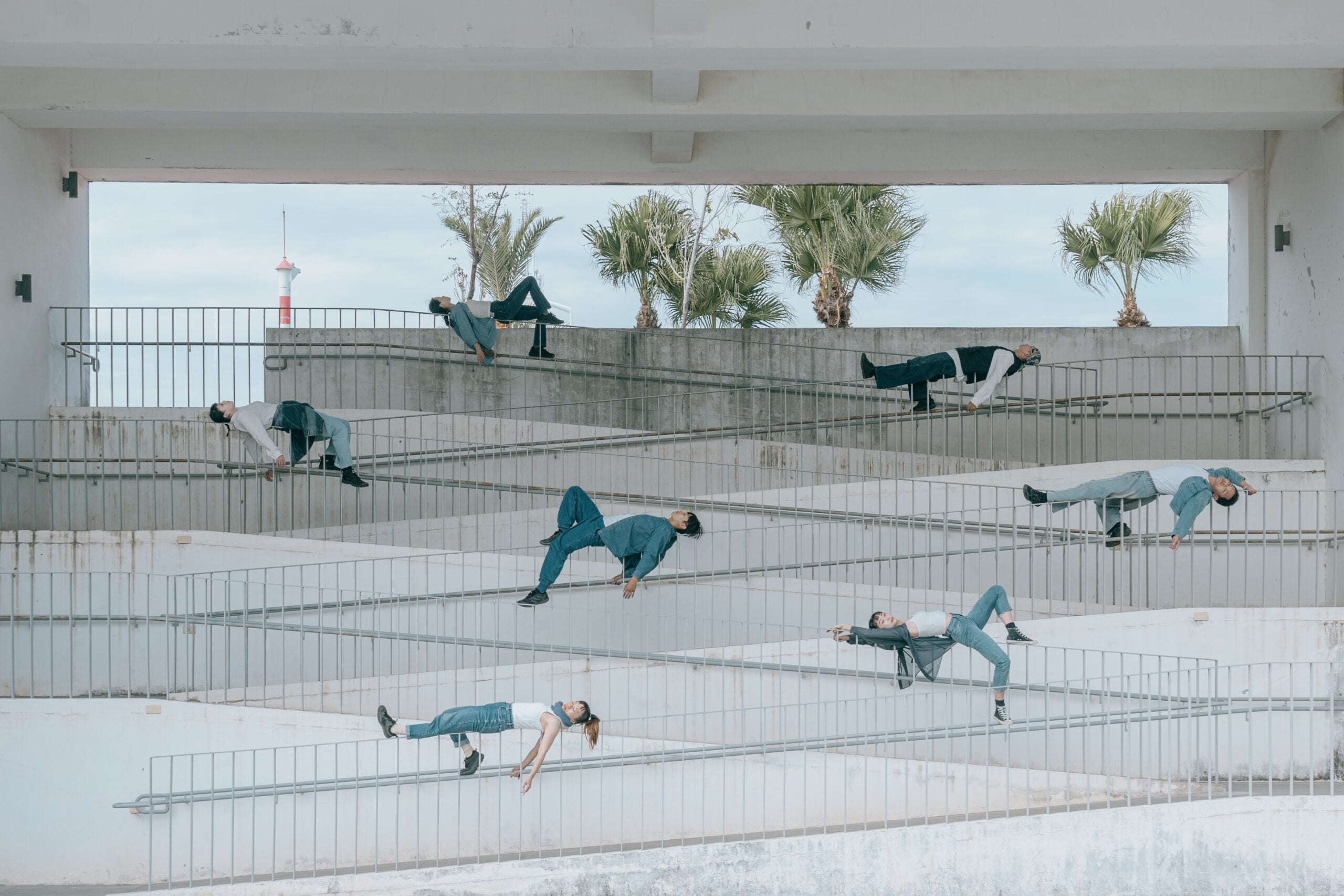 高雄春藝「環境舞蹈」 舊三和銀行、內惟迷霧森林變身劇場