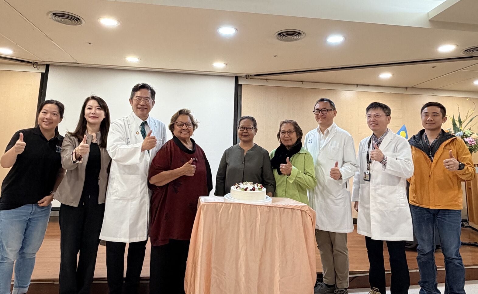 帛琉媽惡疾無法治 奔台灣續命！馬偕醫12小時「換肝」寫紀錄 7