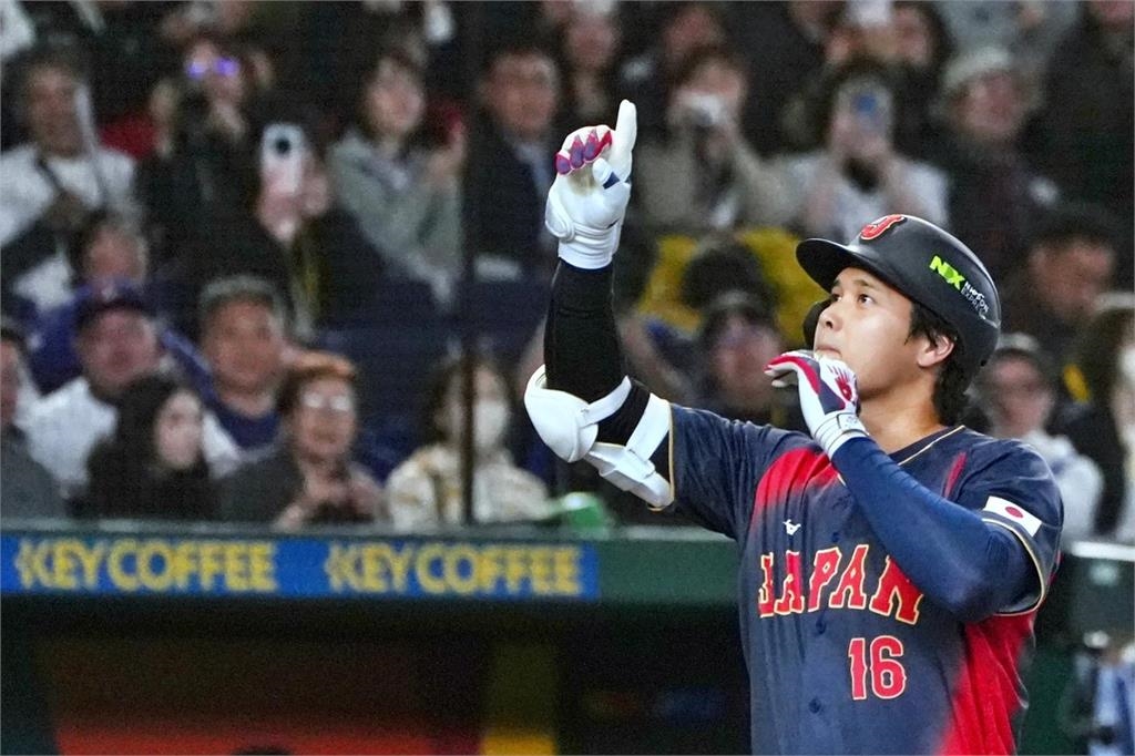 LA新地標！大谷翔平躍12層樓飯店壁畫　辜仲立耗時2年打造、搭吊車搶先看