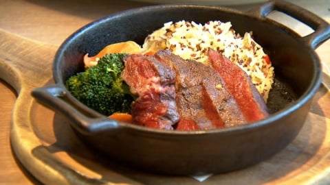 連鎖咖啡接手美式牛排館 平價策略吸引小資族強勢回歸