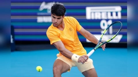 網球(影)／比賽太小看不上眼！阿卡拉茲「陽光雙賽」接連出局心態轉變引發關注