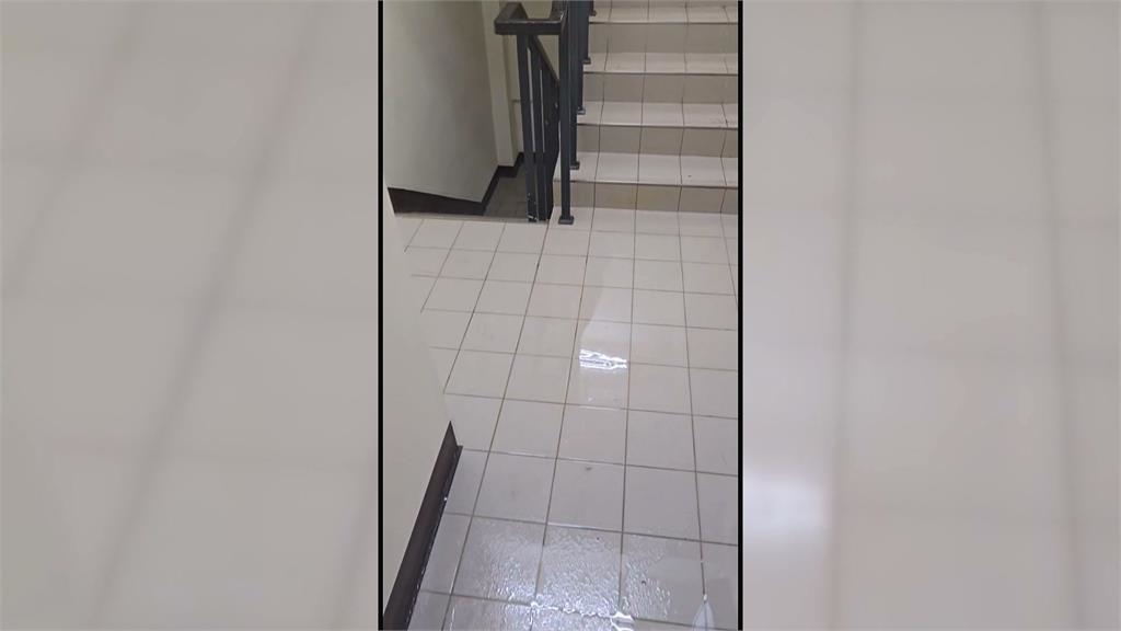 獨！水世界！高雄首座社會住宅　遭住戶爆料消防灑水器頻漏水