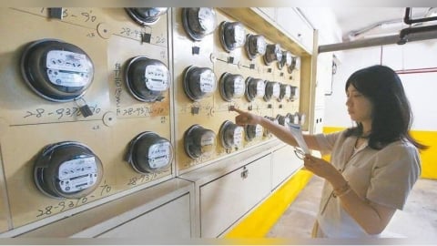 油價震盪不確定！經濟部拍板電價凍漲　每度維持3.7823元