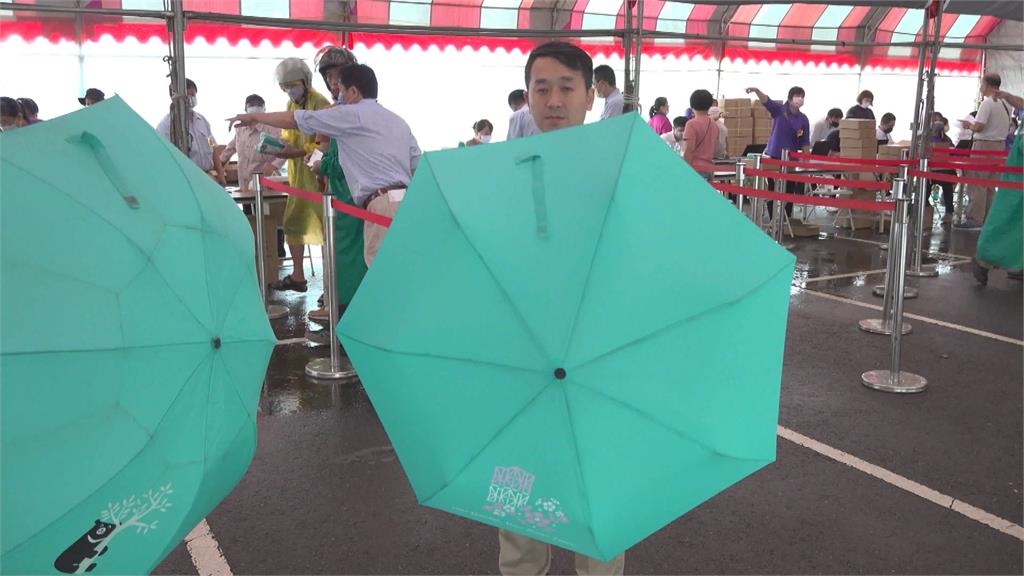 快新聞／中鋼股東紀念品「超商50元商品卡」！上百萬股民驚沒錯嗎？