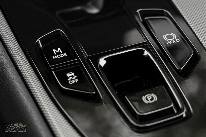 電動車模擬手排登陸歐洲　Lexus RZ F Sport 導入虛擬換檔與線控轉向