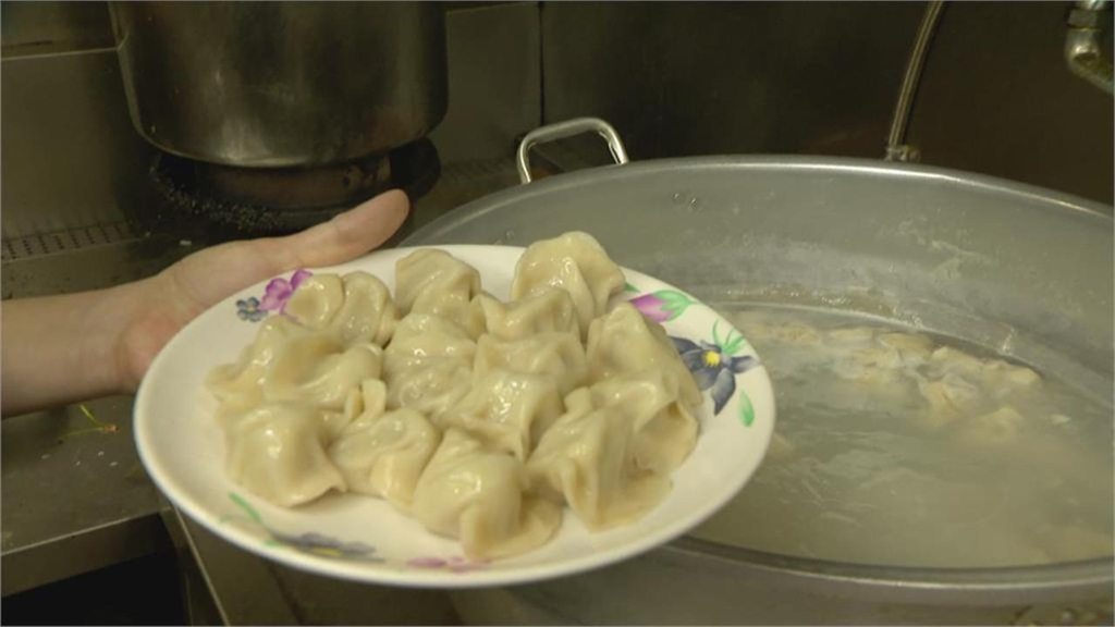常見「隱形碳水炸彈」竟是它？營養師揭「水餃、鍋貼」熱量差很大！