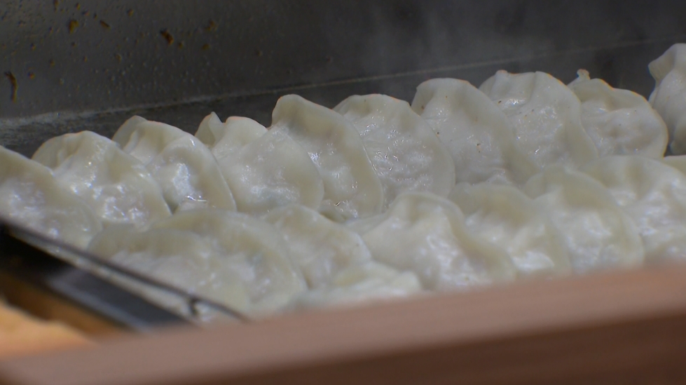 常見「隱形碳水炸彈」竟是它？營養師揭「水餃、鍋貼」熱量差很大！