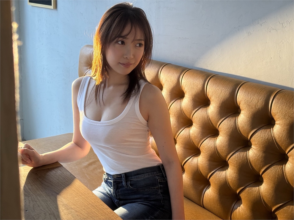 21歲清流新星「鈴木希」踏入暗黑界！他狂讚出道作「像鄰居家大姐姐」