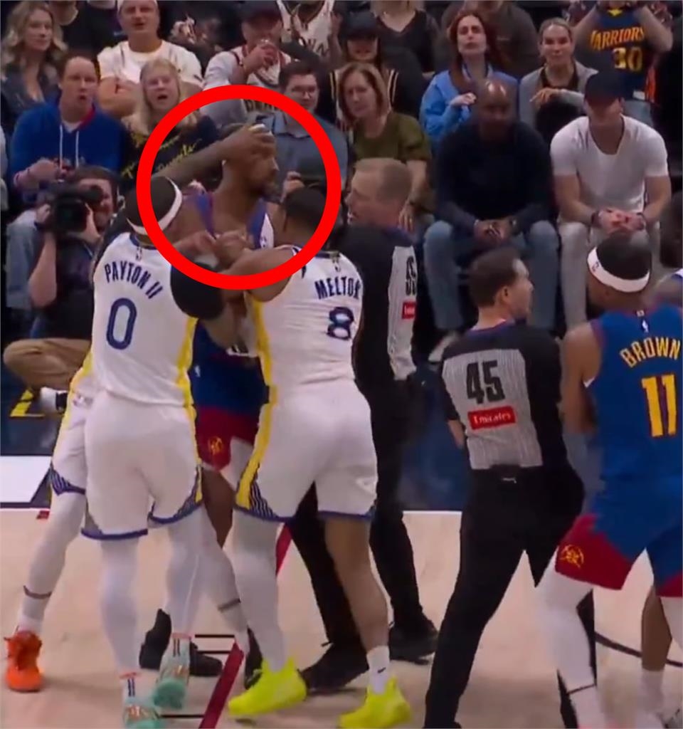 NBA(影)／真調皮！大場面中「偷扯掉對方頭帶」　勇士金塊爆推擠一度拉不開