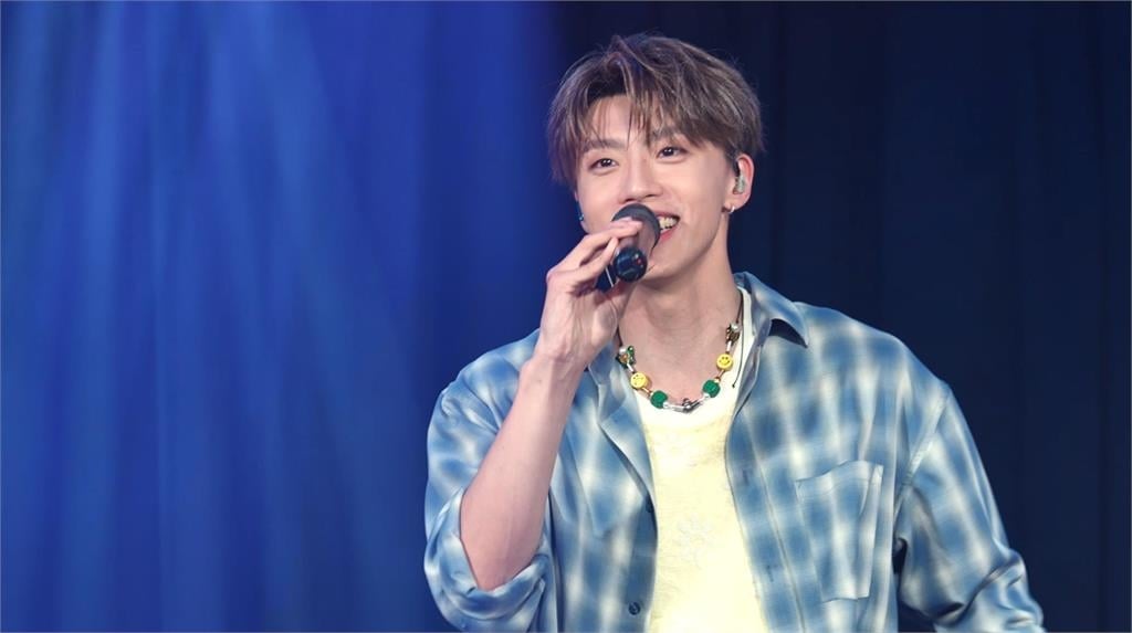 快新聞／大秀帥氣側翻！黃文廷健身寵粉無極限　首場見面會Ozone四帥驚喜現身