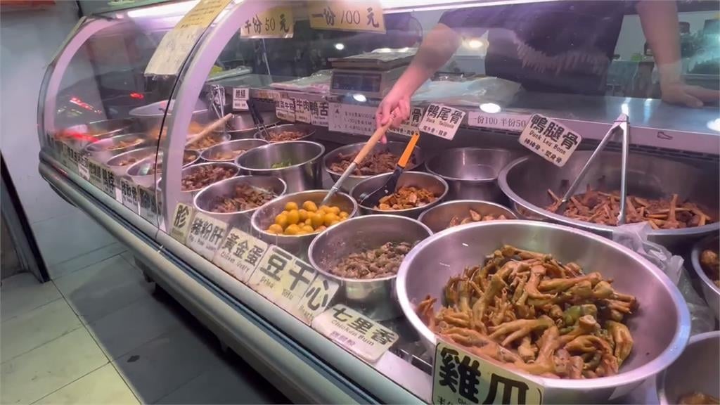 宜蘭羅東滷味名店「牛筋藏刀片」 網友嚇歪:孩童誤食怎麼辦!