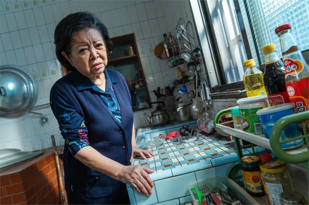 失智症議題引共鳴！ 《你好，我是誰》民視再播開紅盤　觀眾敲碗第二集