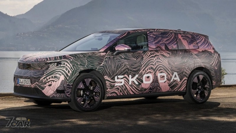 三排電動 SUV 瞄準 2026 上市，&Scaron;koda Peaq 現身測試